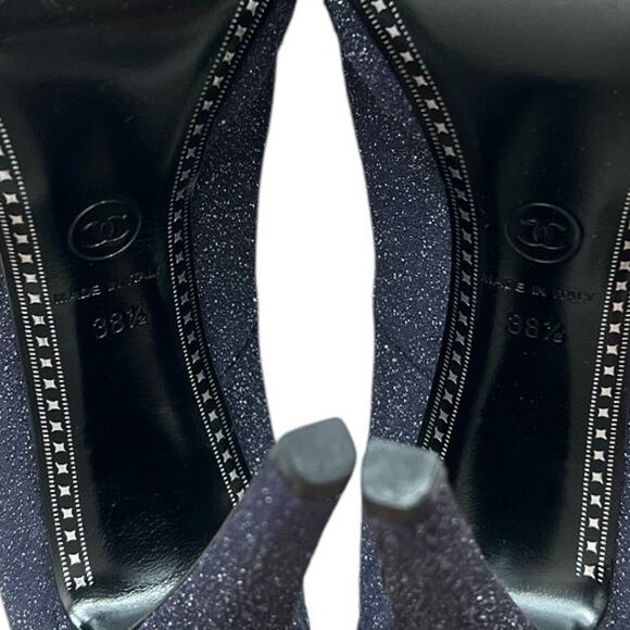 CHANEL Purple/Green Interlocking CC Logo Pumps, US8.5/IT38.5 SRP: $1495 - Picture 12 of 16